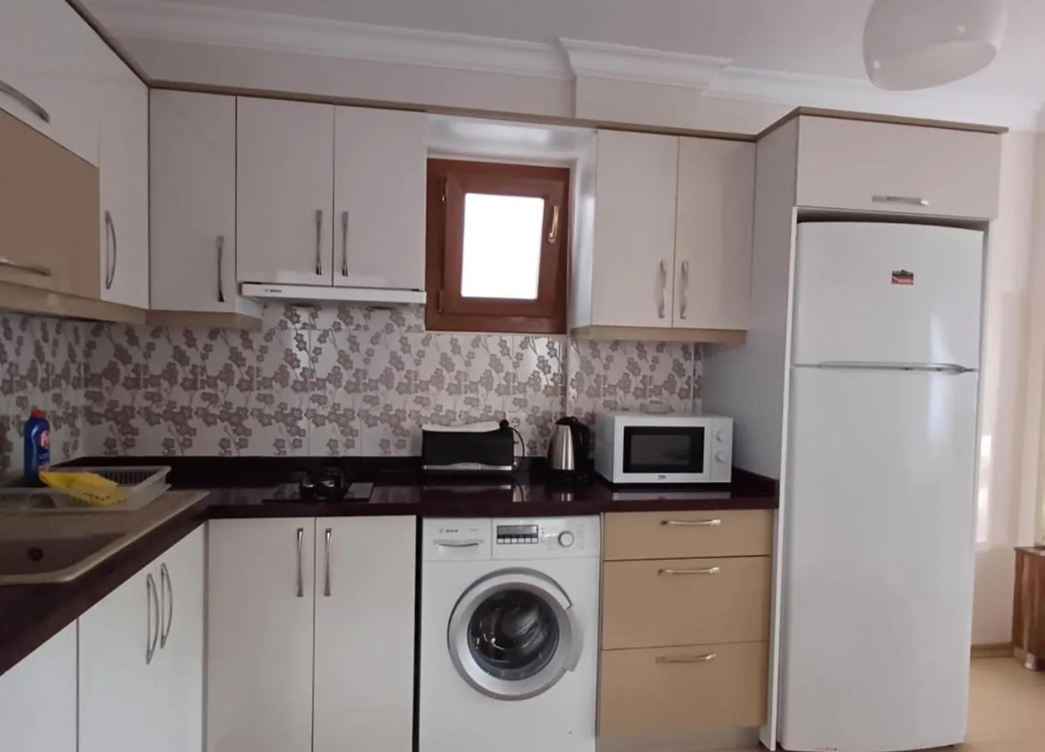 Sunset Beach Apartments Тургутрейс 0*,